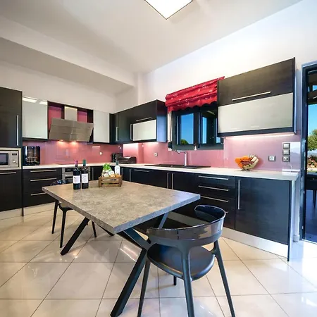 Villa Mythic Olive One Floor Villa-amazing View-heated Poll