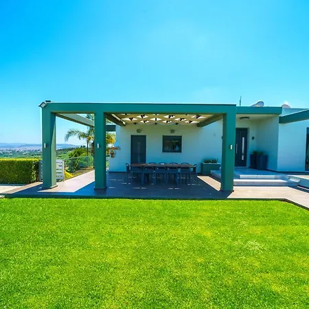 Villa Mythic Olive One Floor Villa-amazing View-heated Poll